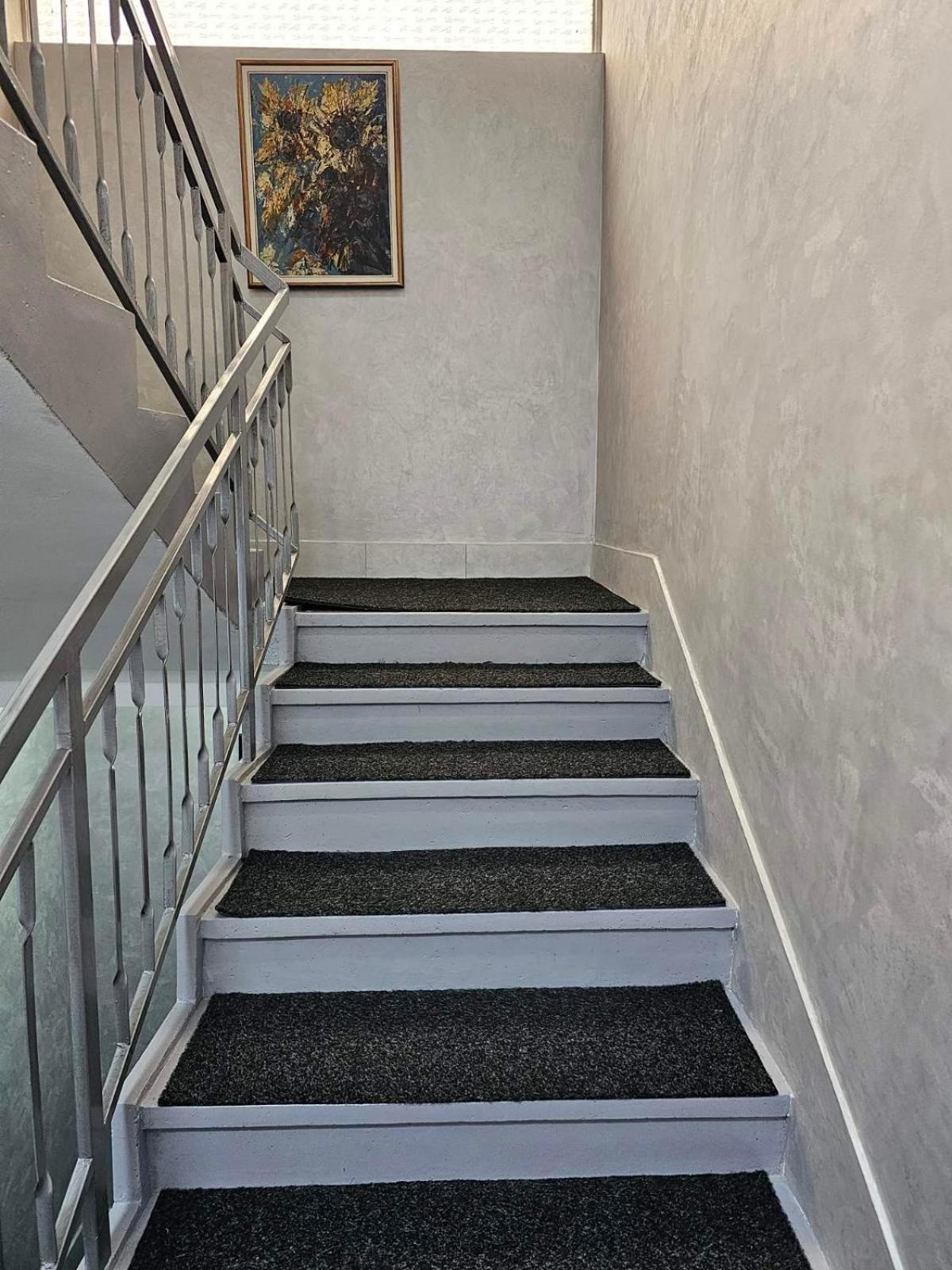 Ni Akvarius מראה חיצוני תמונה